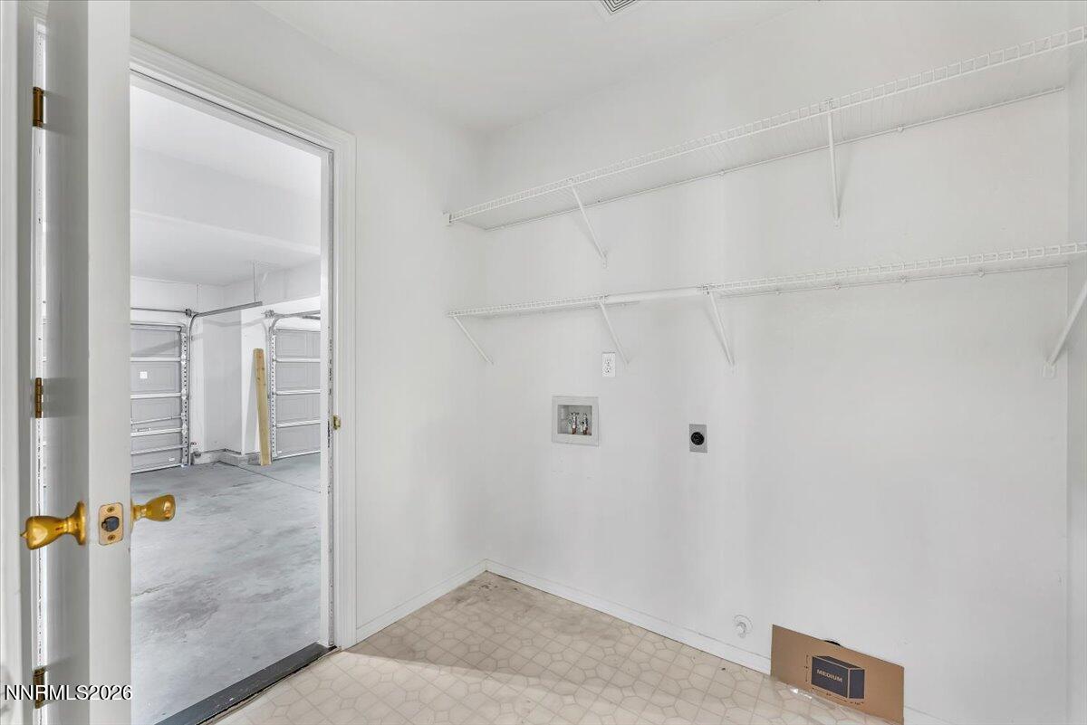 3870 North Westpoint Drive Reno, NV 89509 - Photo 19 of 57 Laundry Room