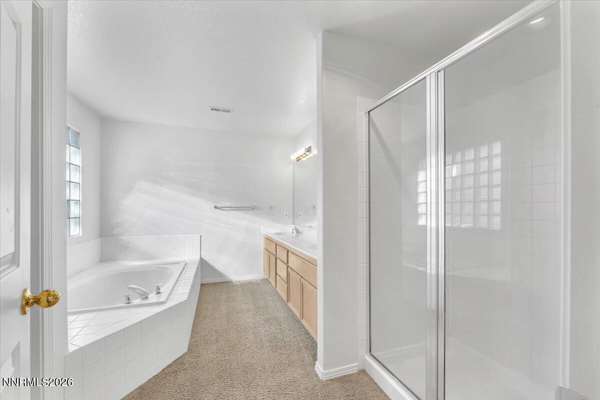 3870 North Westpoint Drive Reno, NV 89509 - Photo 24 of 57 Primary Bath