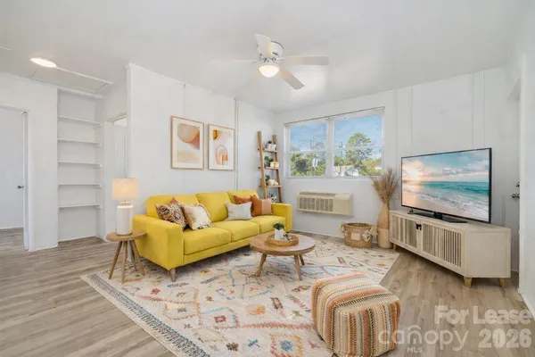 $825 | 200 York Street, Unit O5, Chester, SC 29706