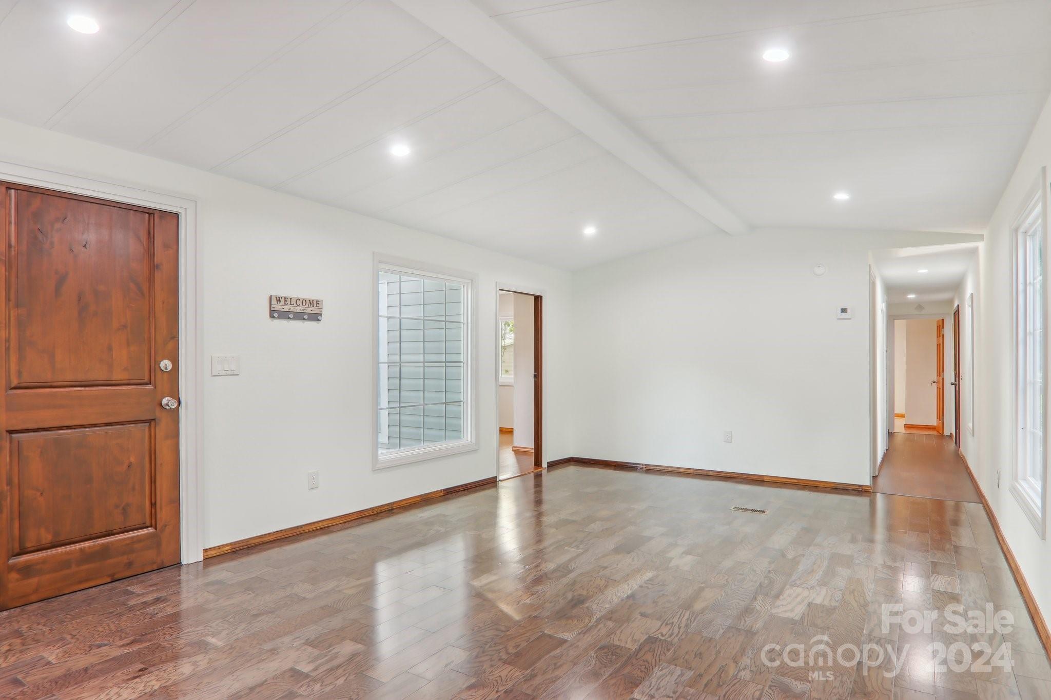 38 Ridge Road Asheville, NC 28806 - Photo 5 of 41 Gallery Image 5