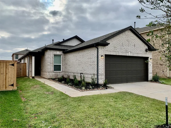 $2,250 | 2920 Grand Anse Drive, Katy, TX 77493