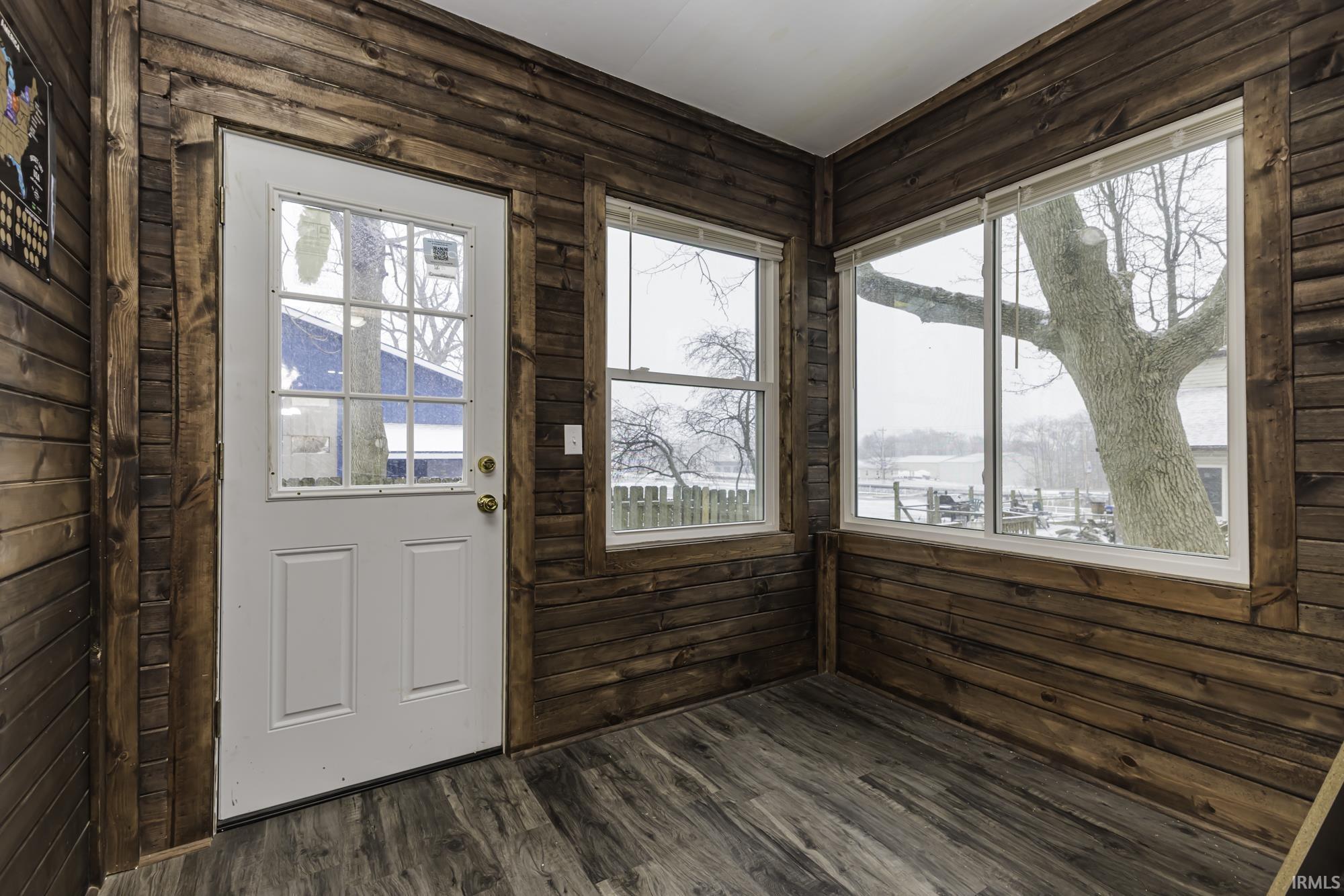 3910 East Bellefontaine Road Hamilton, IN 46742 - Photo 7 of 34