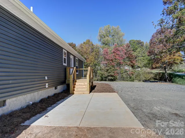 $399,000 | 1603 Bull Creek Road, Marshall, NC 28753