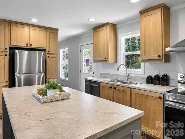 $399,000 | 1603 Bull Creek Road, Marshall, NC 28753