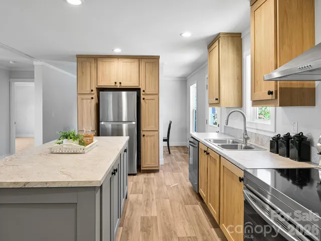 $399,000 | 1603 Bull Creek Road, Marshall, NC 28753