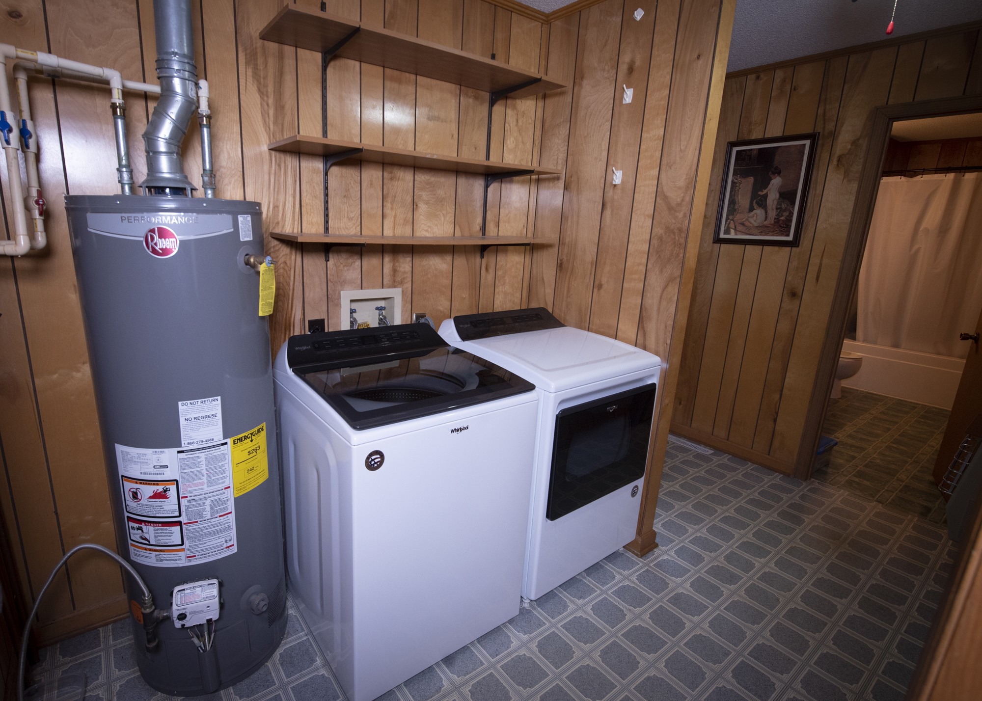 836 Dripping Springs Road Winchester, TN 37398 - Photo 17 of 37 a utility room with dryer and washer