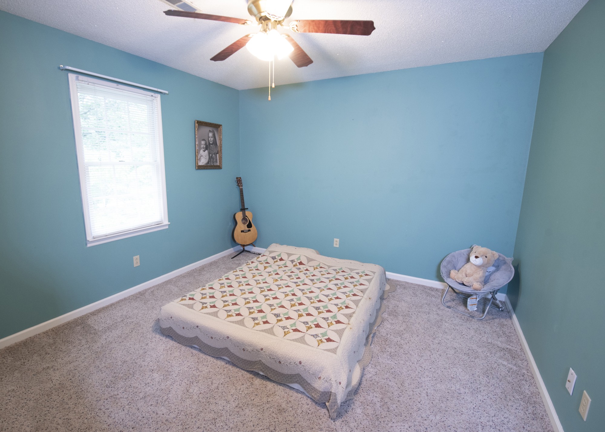 836 Dripping Springs Road Winchester, TN 37398 - Photo 25 of 37 a bedroom with a bed and a window