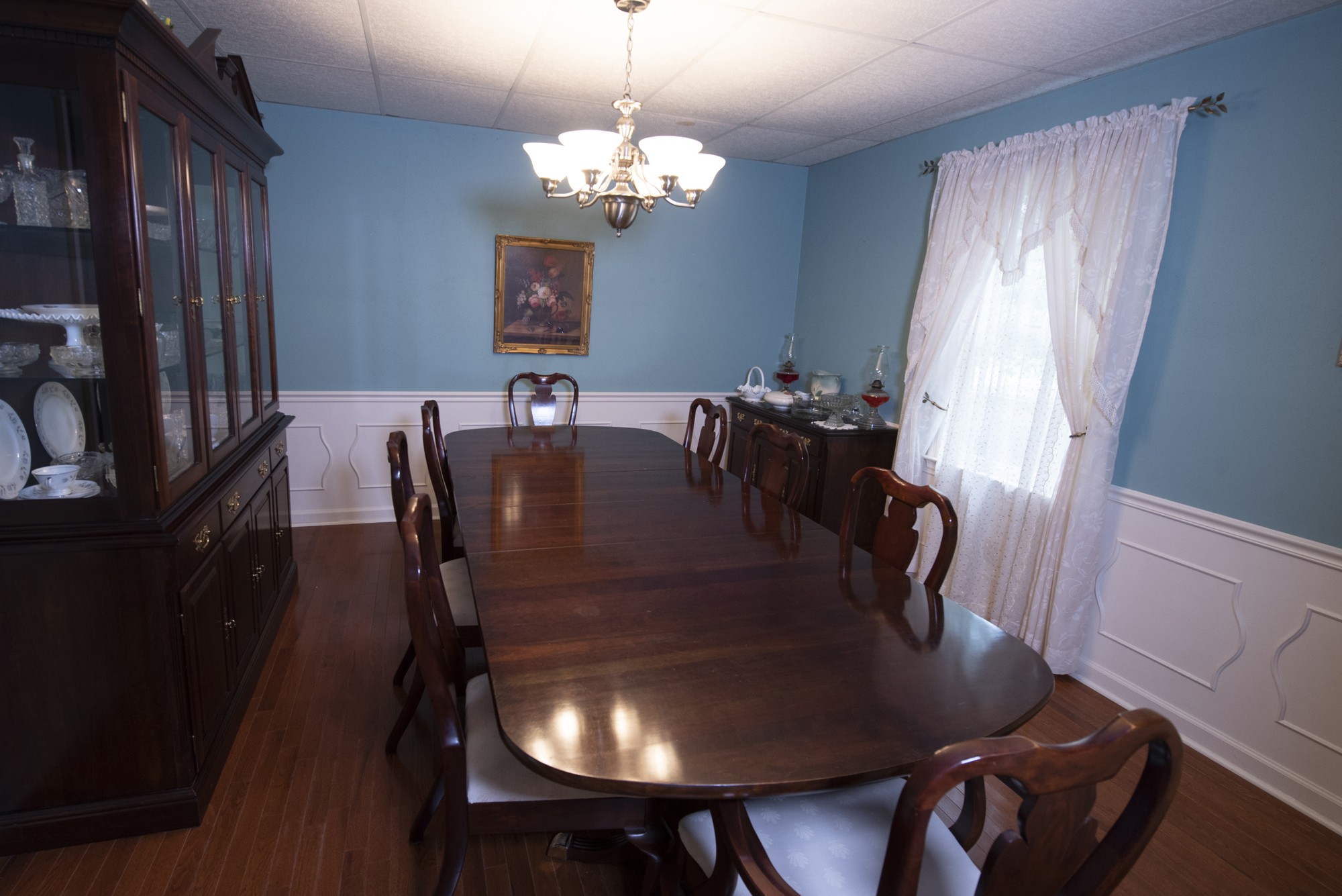 836 Dripping Springs Road Winchester, TN 37398 - Photo 7 of 37 a view of a dining room with furniture and chandelier