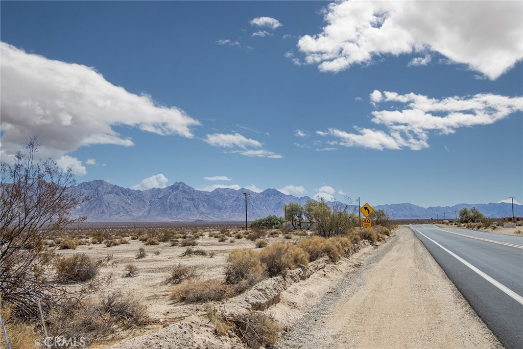 87000 Amboy Road Twentynine Palms, CA 92277 - Photo 12 of 17 a view of a sky