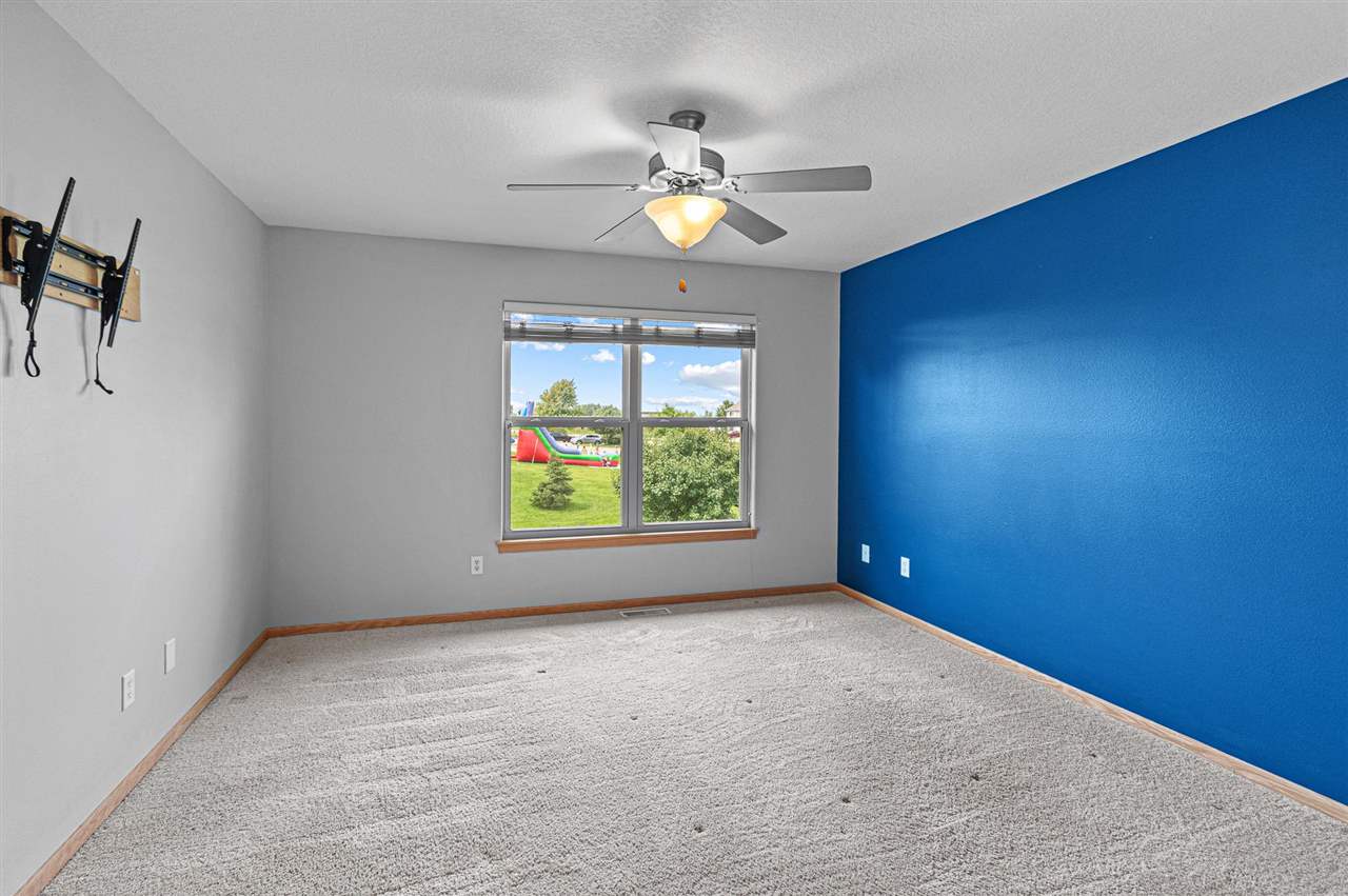 47 South Park Ridge Road North Liberty, IA 52317 - Photo 16 of 35 Gallery Image 16