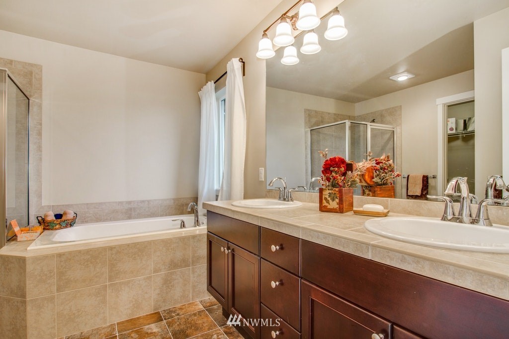 4802 Northeast 2nd Street Renton, WA 98059 - Photo 14 of 25