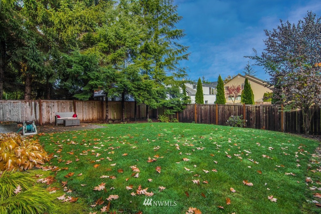 4802 Northeast 2nd Street Renton, WA 98059 - Photo 25 of 25