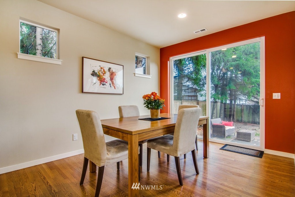 4802 Northeast 2nd Street Renton, WA 98059 - Photo 8 of 25