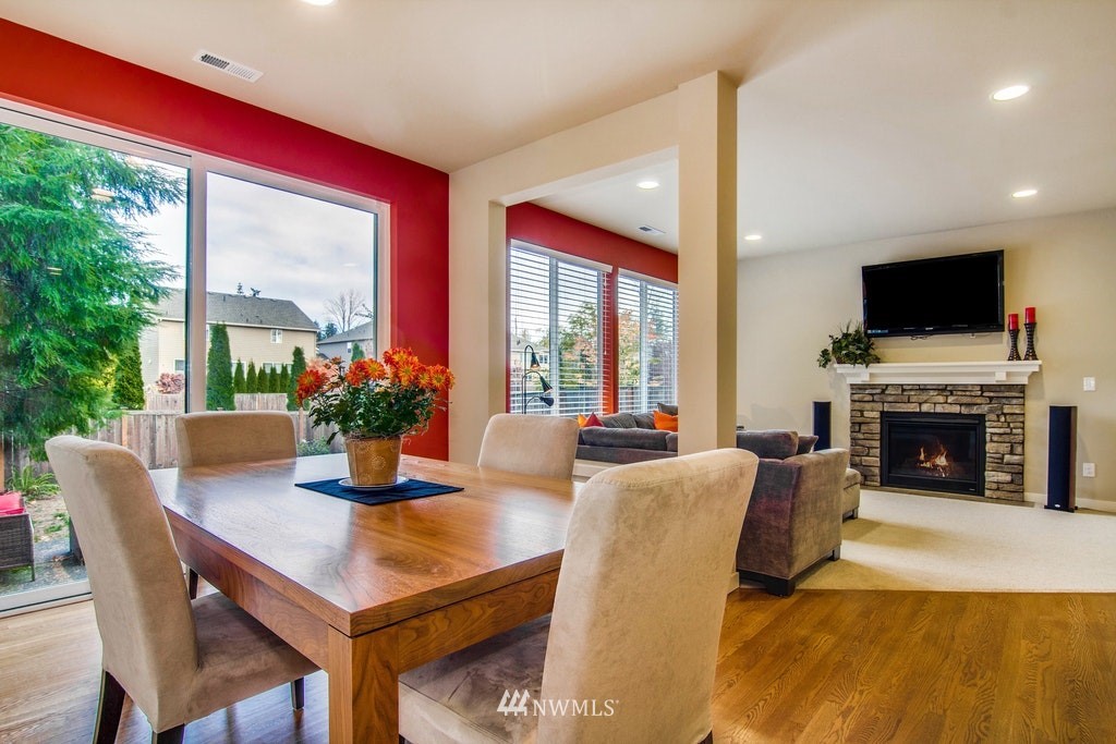 4802 Northeast 2nd Street Renton, WA 98059 - Photo 9 of 25