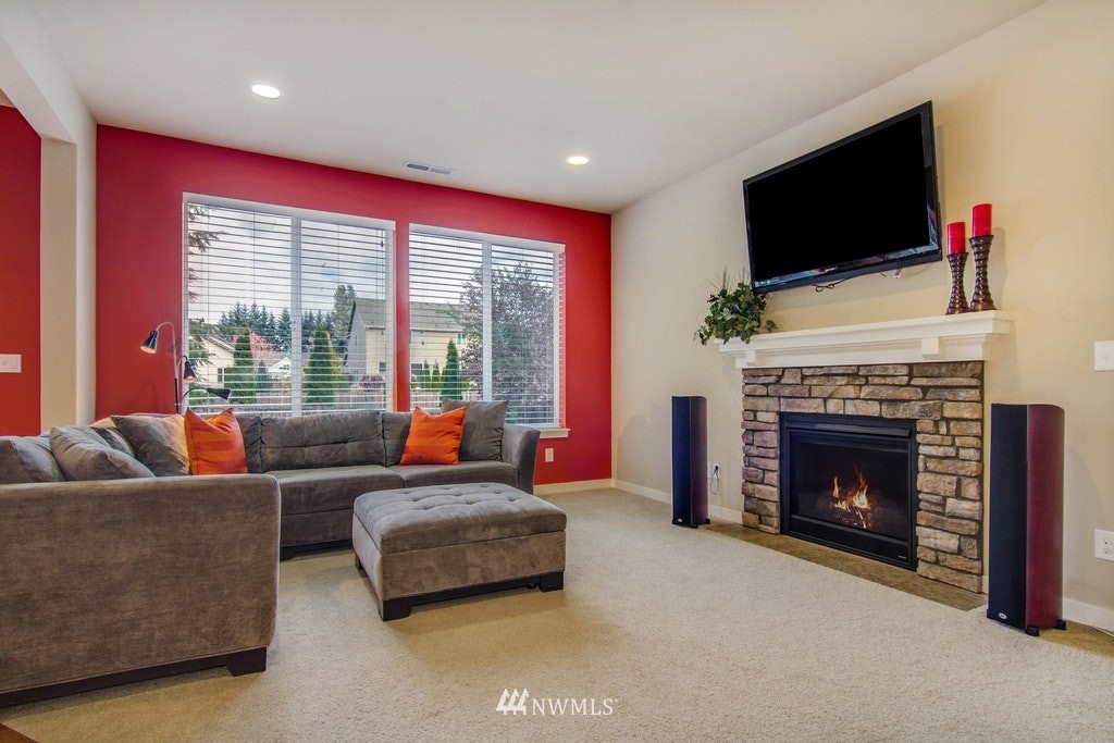 4802 Northeast 2nd Street Renton, WA 98059 - Photo 10 of 25