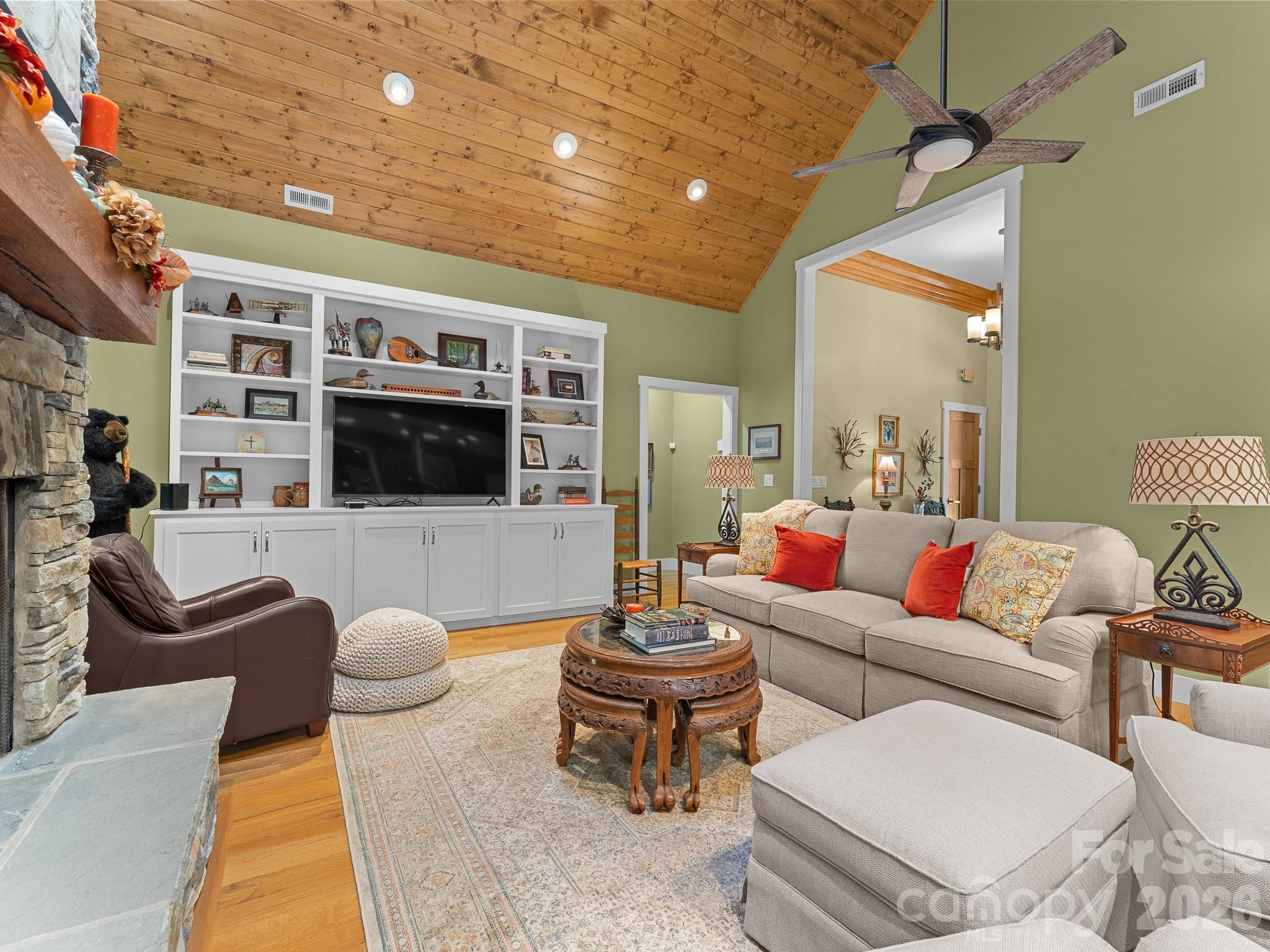 359 Newcastle Road Brevard, NC 28712 - Photo 16 of 48 Gallery Image 16