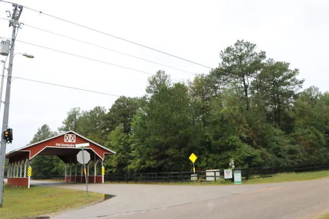 $215,000 | 11200 Kentucky Oaks Drive, Conroe, TX 77304