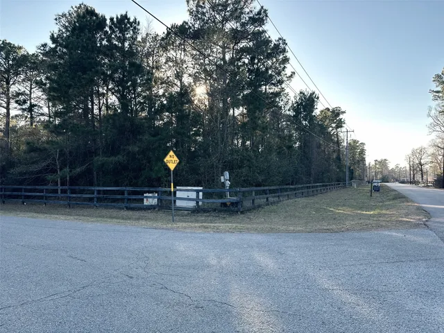 $215,000 | 11200 Kentucky Oaks Drive, Conroe, TX 77304