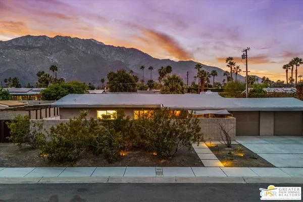 $775,000 | 1979 North Los Alamos Road, Palm Springs, CA 92262