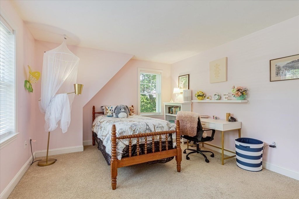 82 Danforth Street Marshfield, MA 02050 - Photo 20 of 42