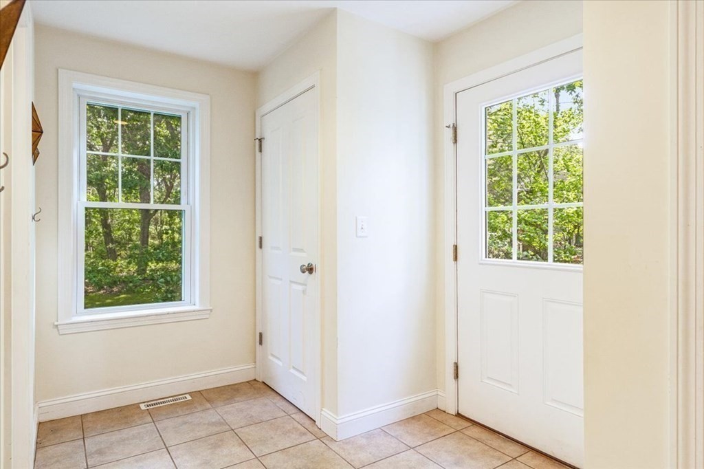 82 Danforth Street Marshfield, MA 02050 - Photo 28 of 42