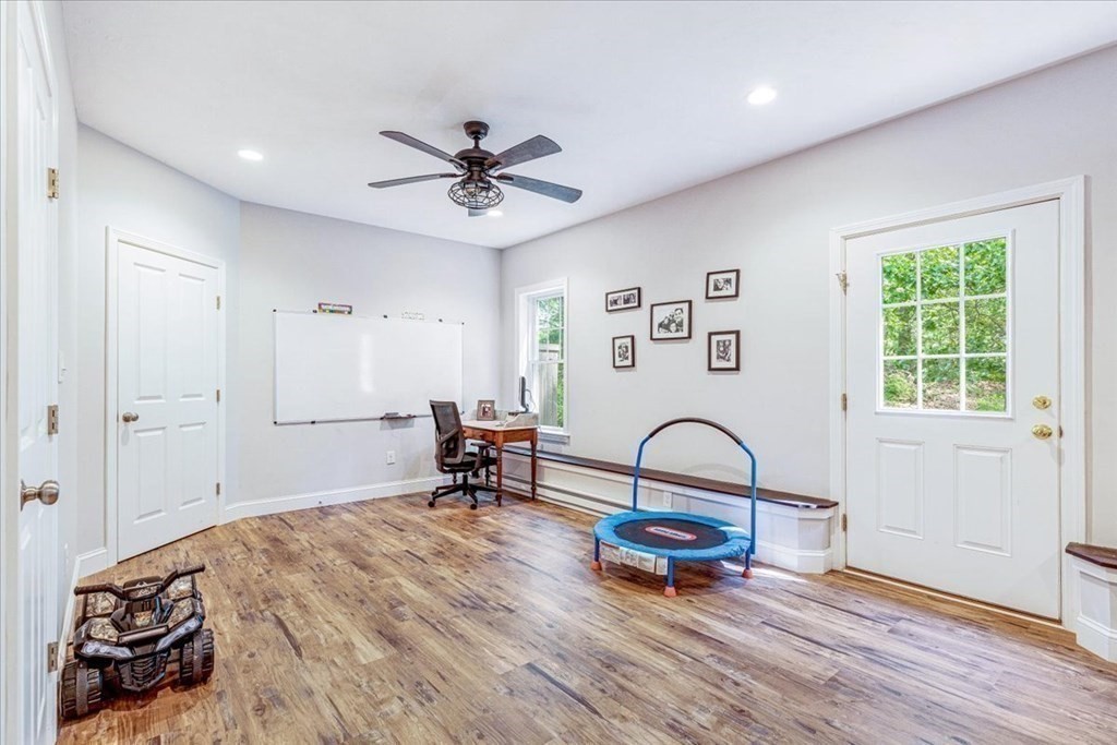 82 Danforth Street Marshfield, MA 02050 - Photo 31 of 42