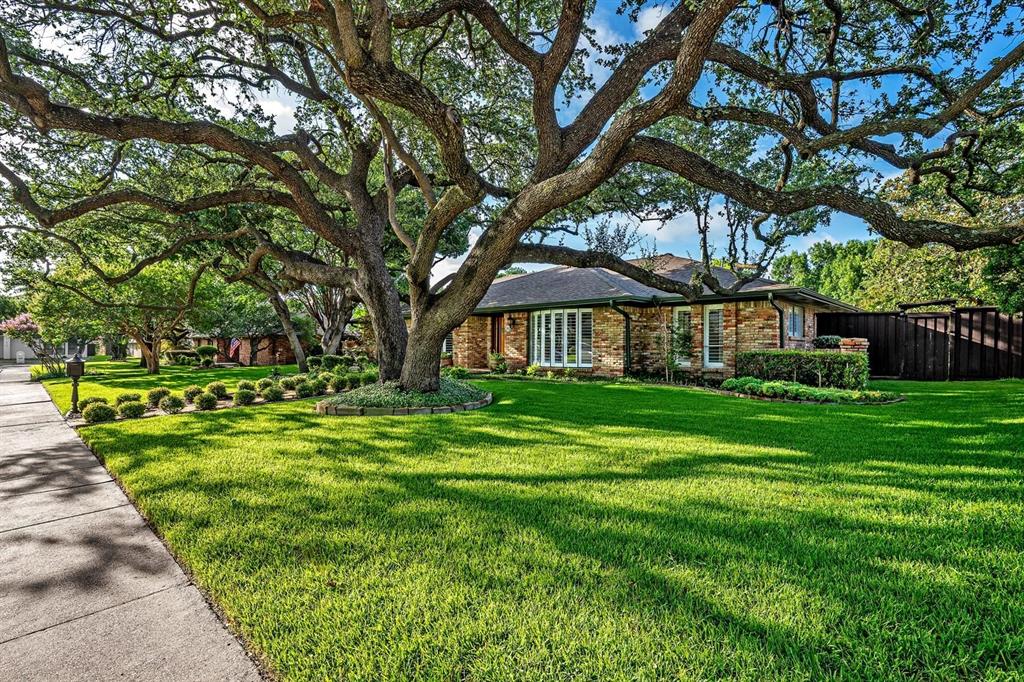 7240 Hunters Ridge Drive Dallas, TX 75248 - Photo 2 of 40