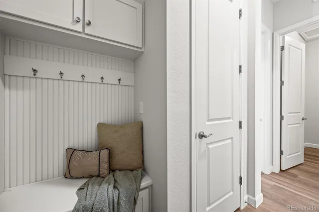 $924,900 | 7051 South White Crow Way, Aurora, CO 80016