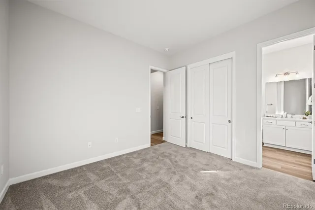 $924,900 | 7051 South White Crow Way, Aurora, CO 80016