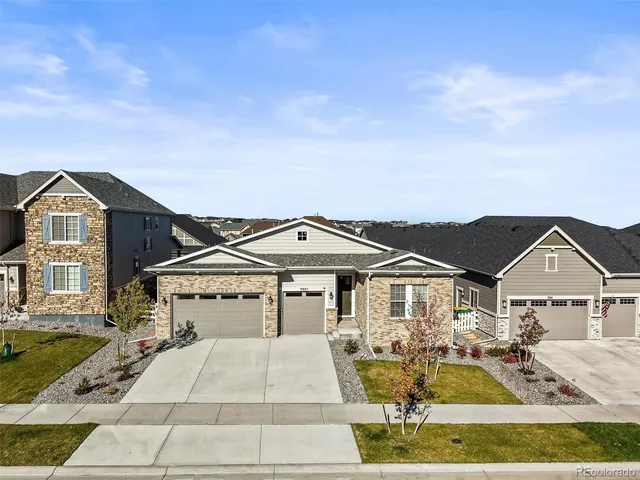 $924,900 | 7051 South White Crow Way, Aurora, CO 80016