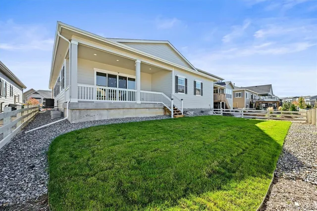 $924,900 | 7051 South White Crow Way, Aurora, CO 80016