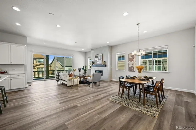 $924,900 | 7051 South White Crow Way, Aurora, CO 80016