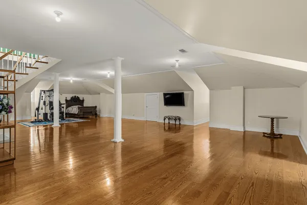 $7,995,000 | 99 Posey Circle, Iron City, TN 38463