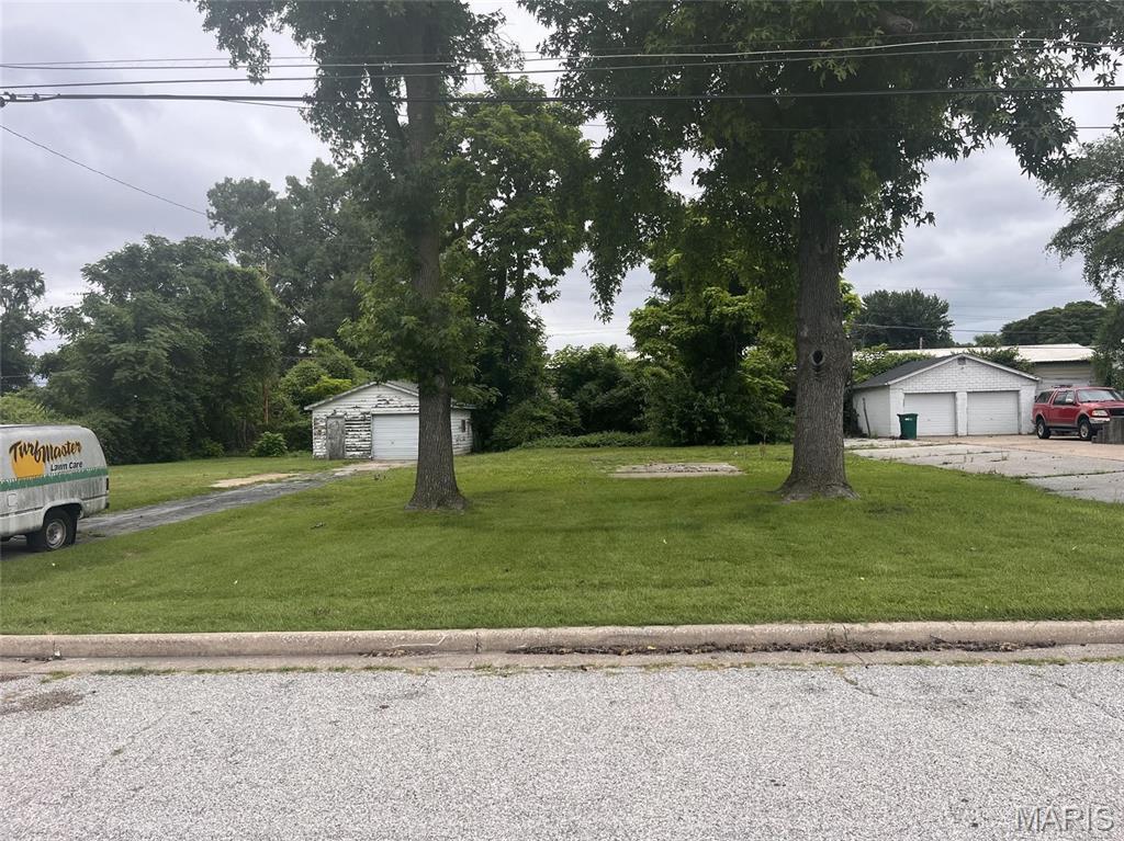17 Judith Street Cahokia, IL 62206 - Photo 2 of 2
