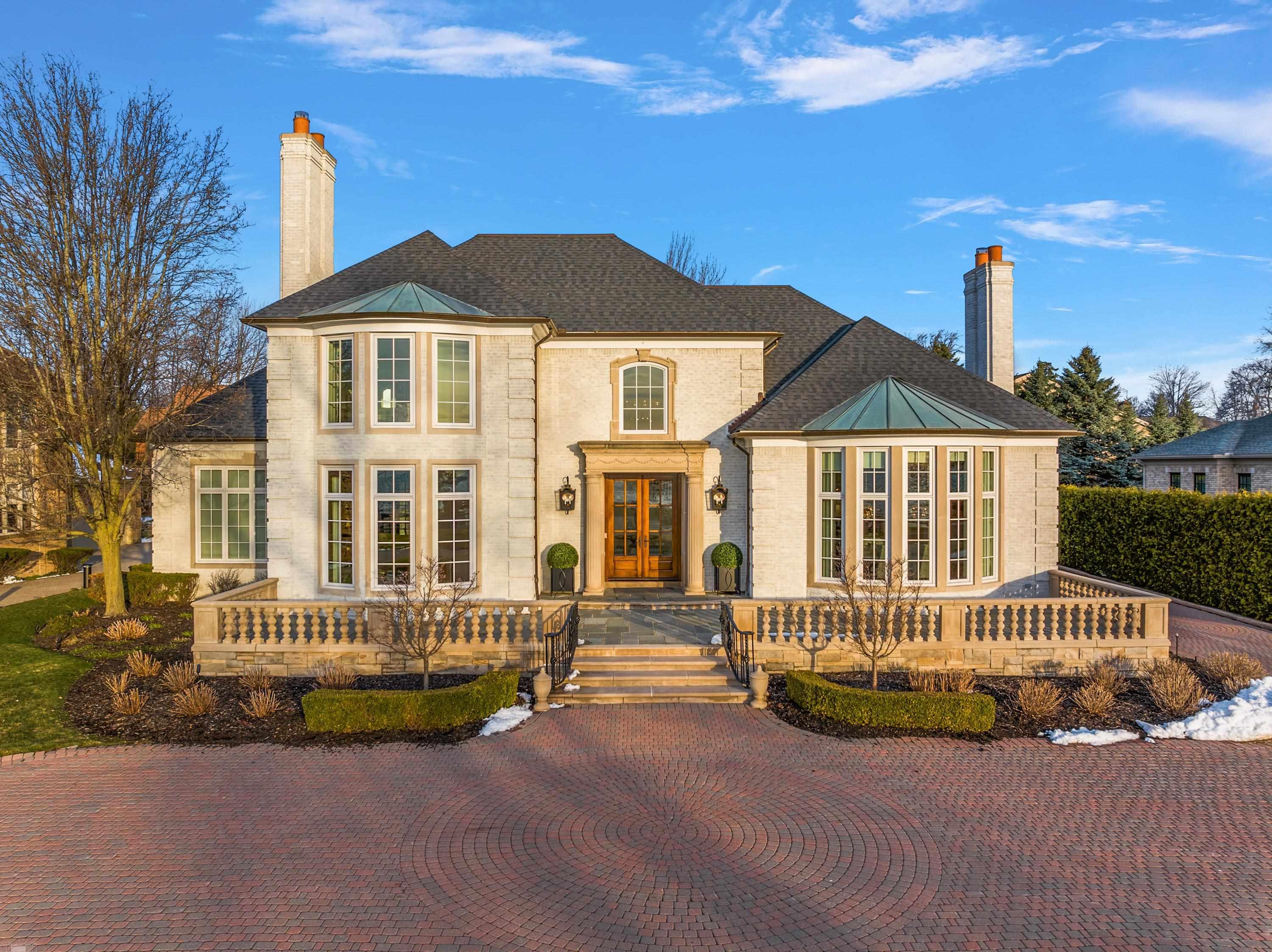 505 Lake Shore Road Grosse Pointe, MI 48236 - Photo 3 of 99 50112077-99f06e2d-af9e-4712-9d57-ac82d556b1ca.JPG