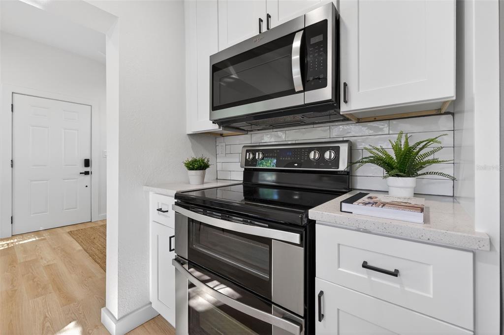 3307 25th Street North St. Petersburg, FL 33713 - Photo 9 of 36