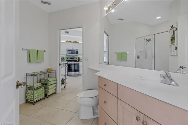 $6,000 | 410 Bayfront Place, Unit 2509, Naples, FL 34102