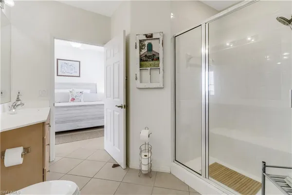 $6,000 | 410 Bayfront Place, Unit 2509, Naples, FL 34102