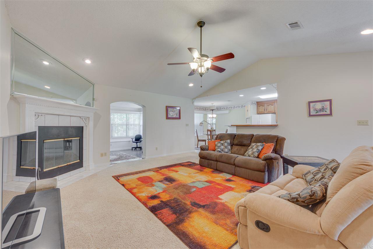 837 Copper Ridge Drive Cantonment, FL 32533 - Photo 20 of 49 Gallery Image 20
