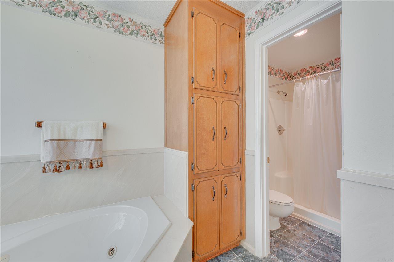 837 Copper Ridge Drive Cantonment, FL 32533 - Photo 40 of 49 Gallery Image 40
