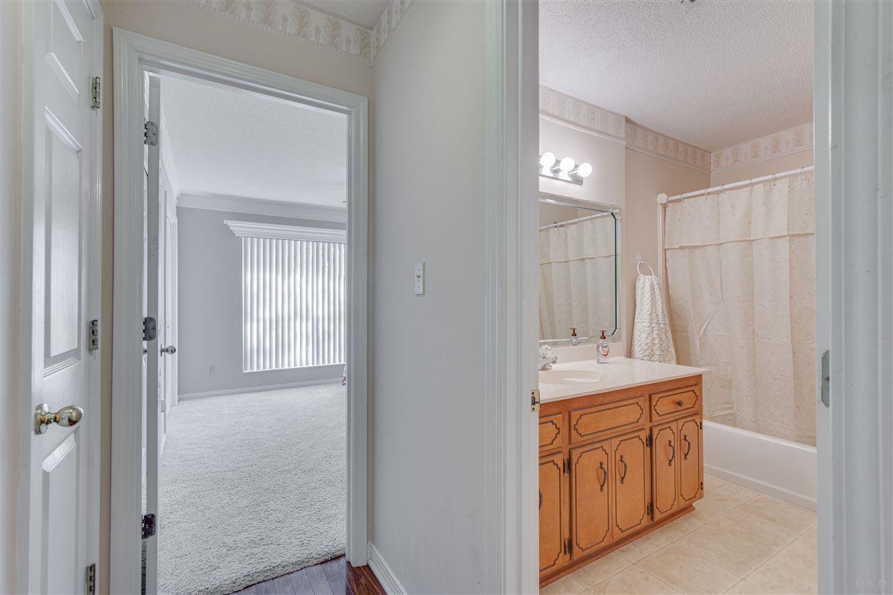 837 Copper Ridge Drive Cantonment, FL 32533 - Photo 9 of 49 Gallery Image 9