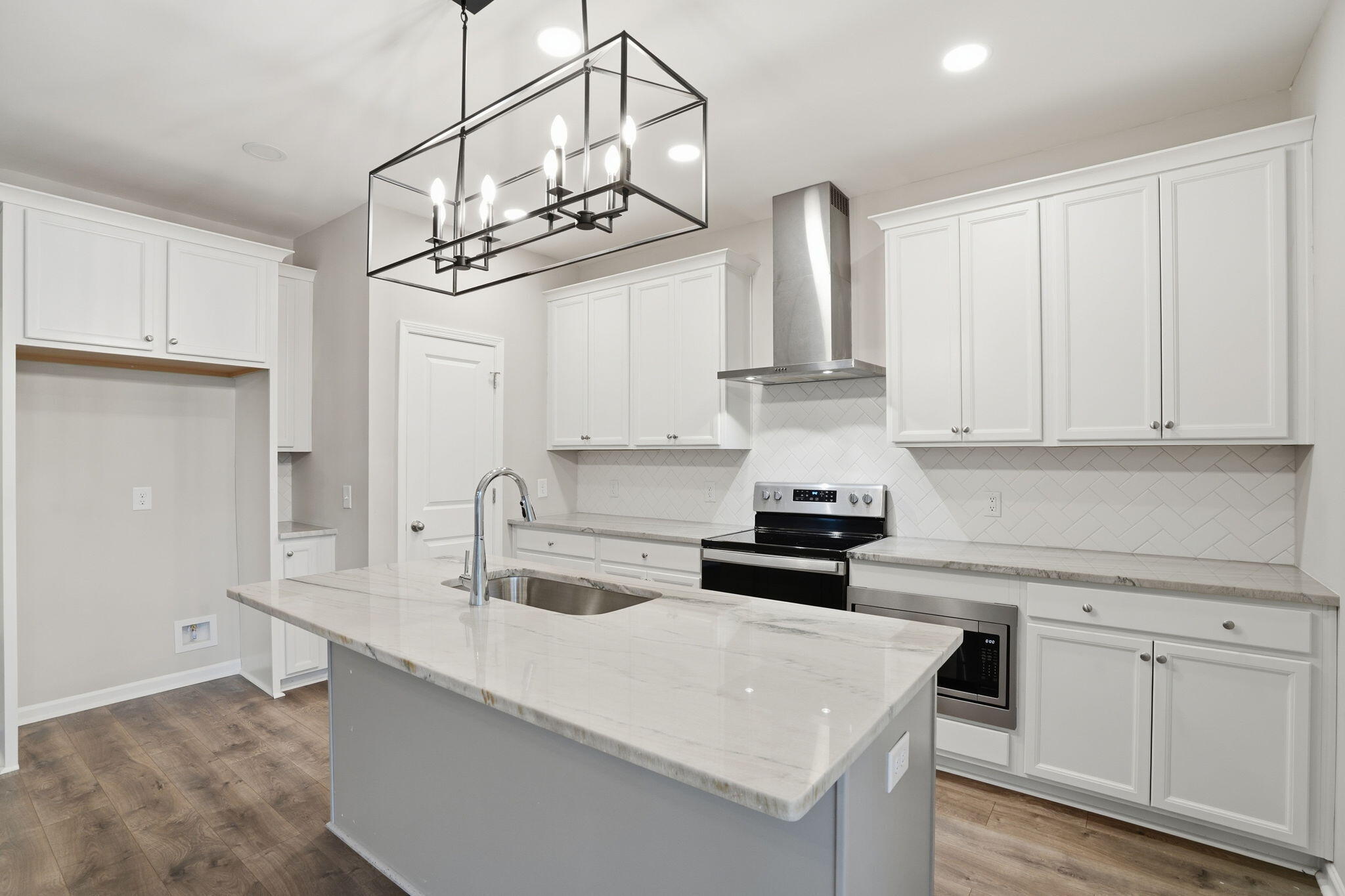 3811 Grateful Road North Charleston, SC 29420 - Photo 7 of 29 Kitchen