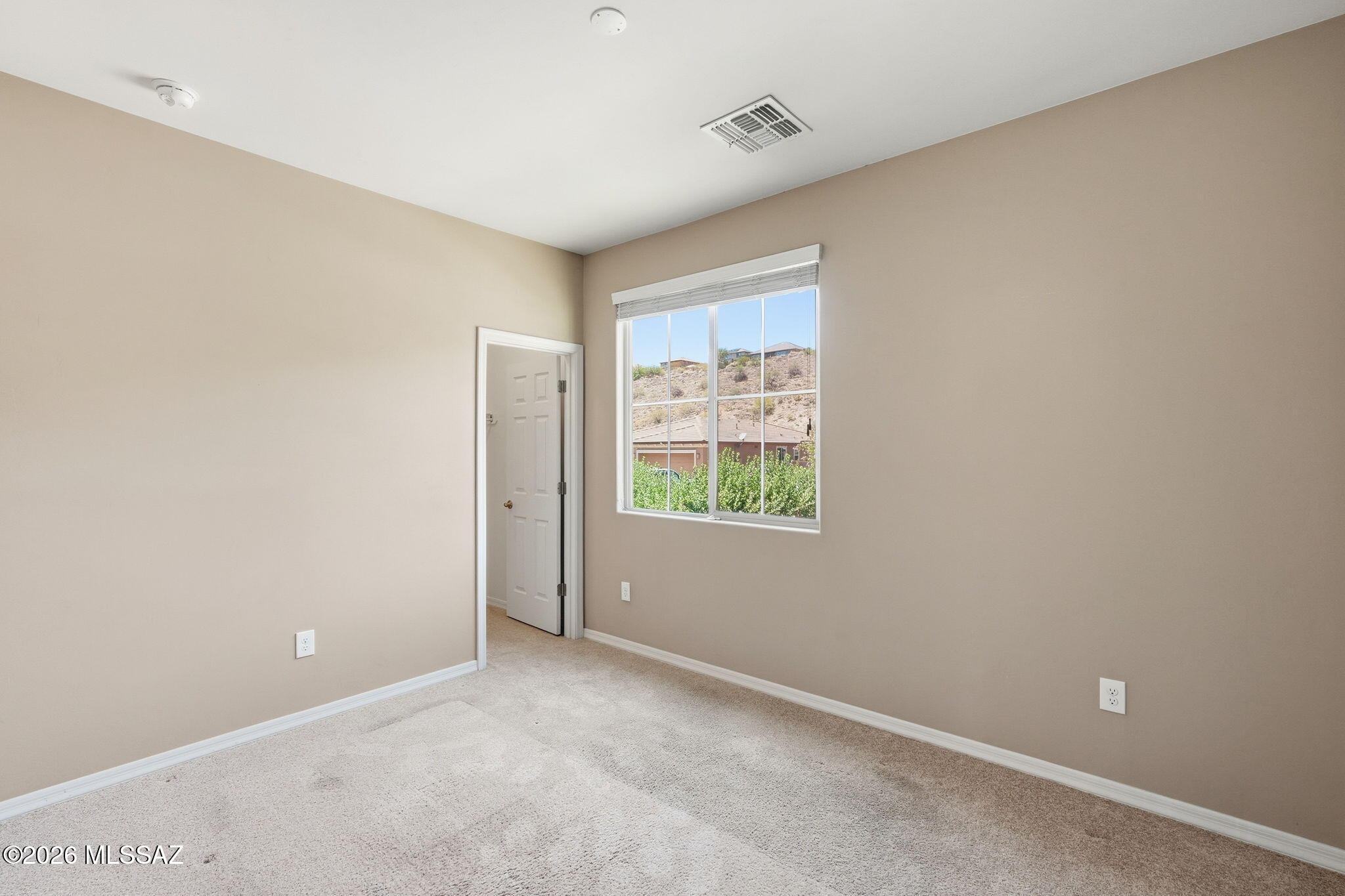 39054 South Running Roses Lane Tucson, AZ 85739 - Photo 12 of 44