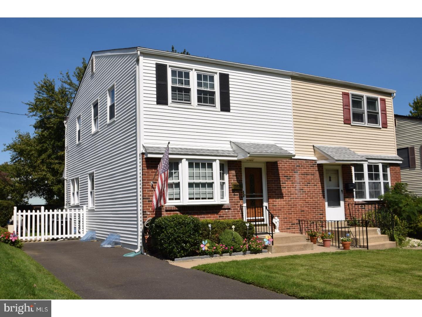 1424 Hallman Road Roslyn, PA 19001 - Photo 2 of 24 Gallery Image 2