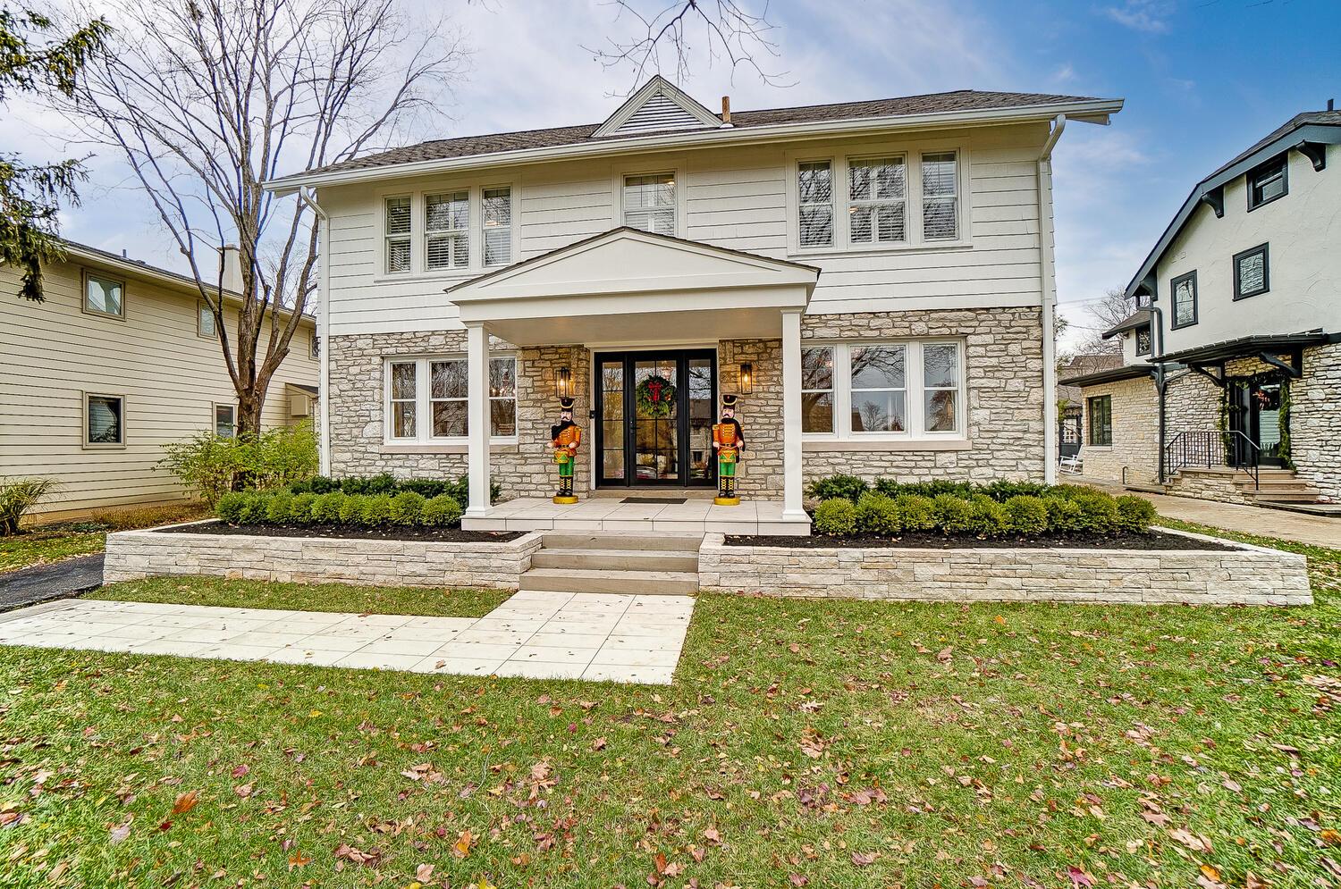 2272 Tremont Road Upper Arlington, OH 43221 - Photo 5 of 81