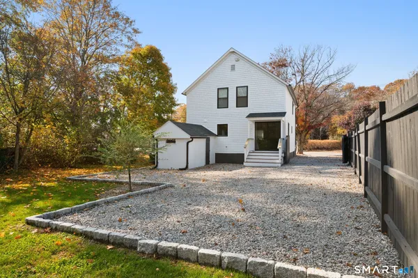 $675,000 | 30 Main Street, Stonington, CT 06355