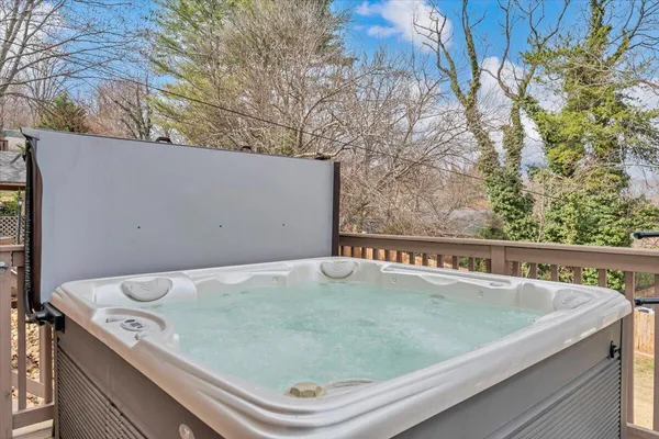 $449,950 | 5855 Bighorn Drive, Roanoke, VA 24018