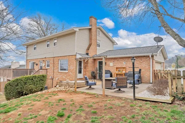$449,950 | 5855 Bighorn Drive, Roanoke, VA 24018