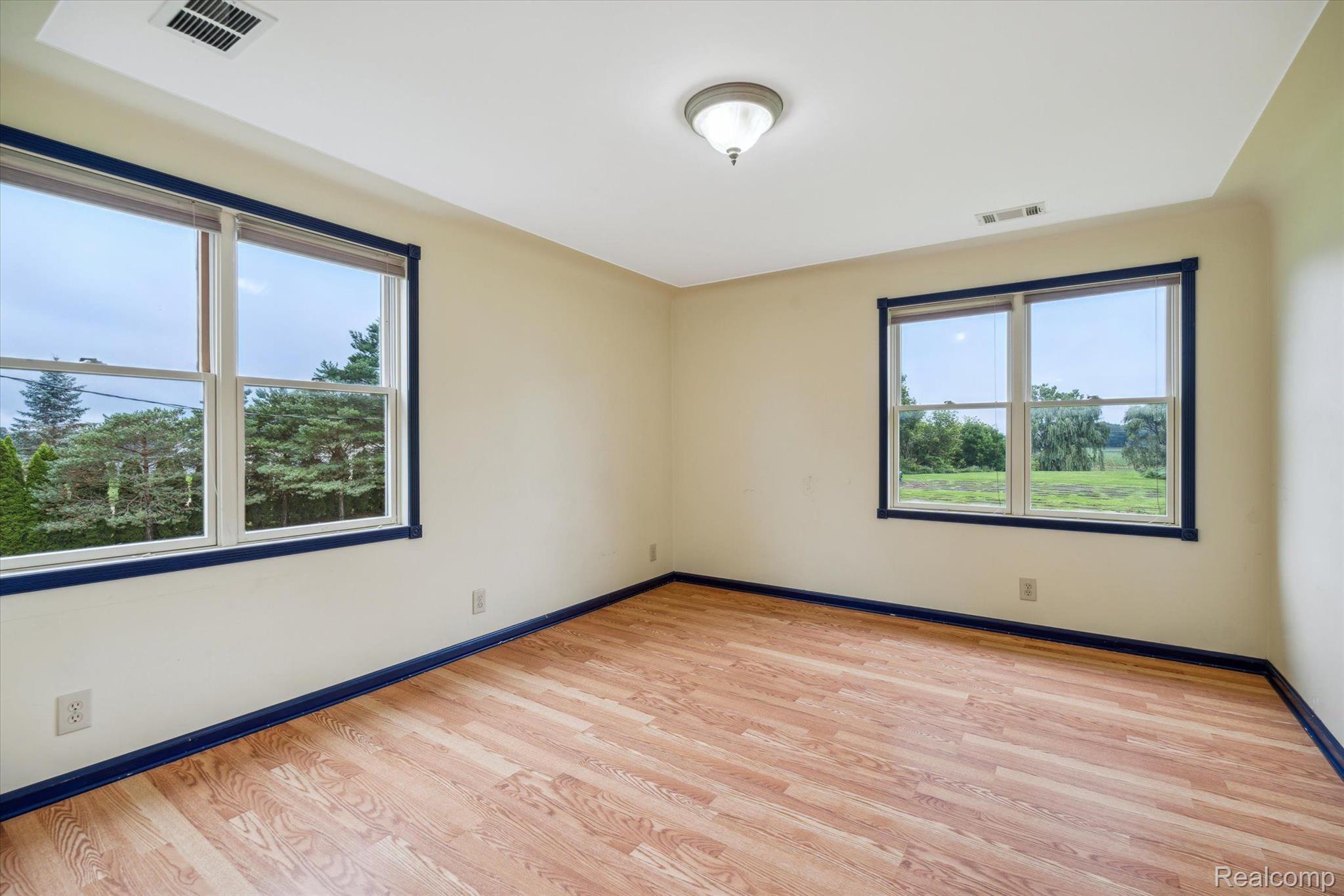 11431 Hegel Road Goodrich, MI 48438 - Photo 27 of 41 Gallery Image 27