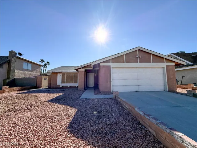 $2,100 | 7425 Mountain Ash Drive, Las Vegas, NV 89147